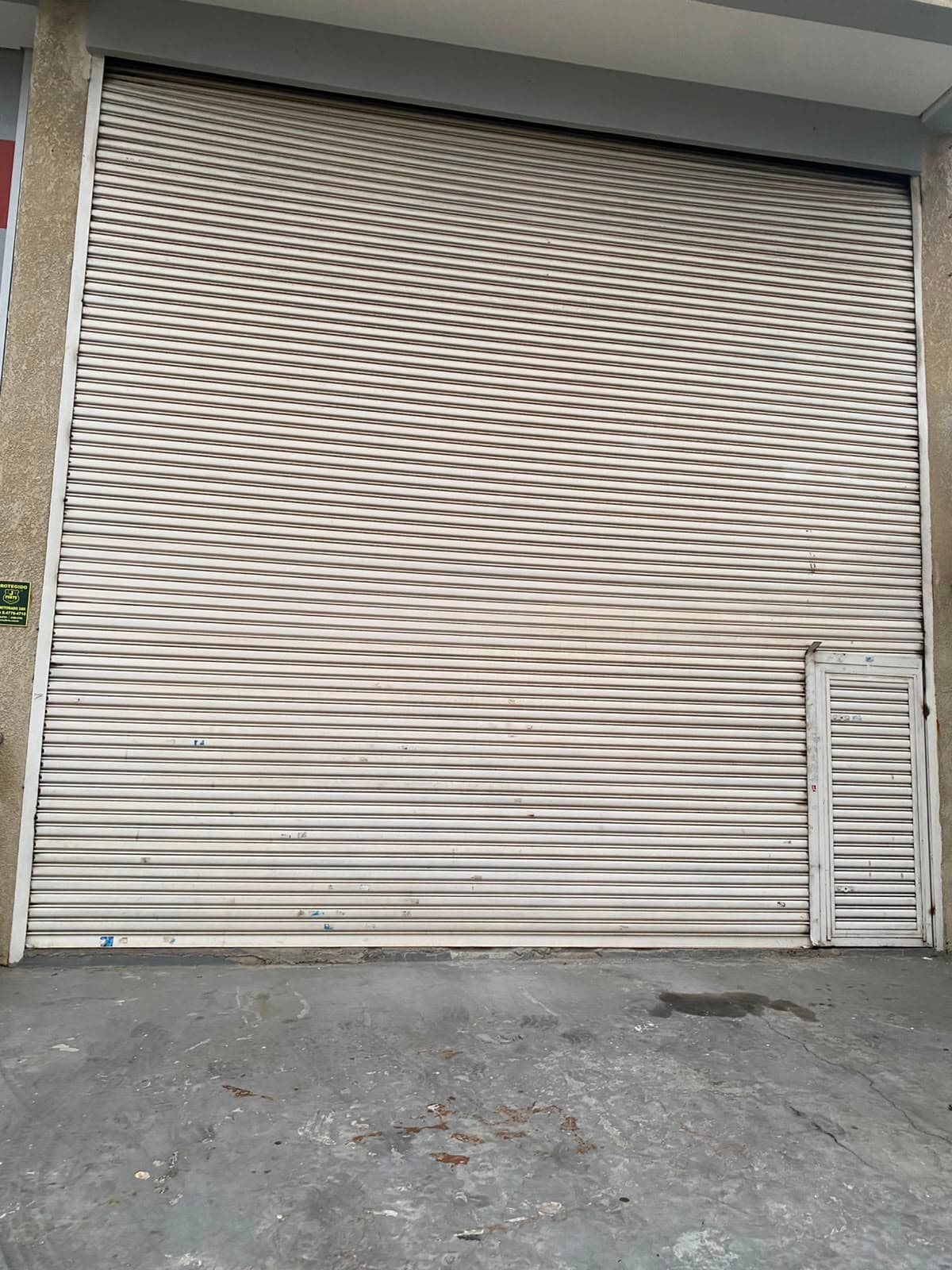 Front house with an automatic door
