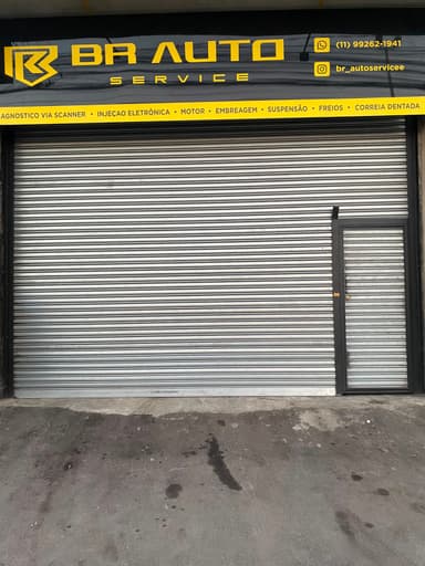 Gray door of an garage